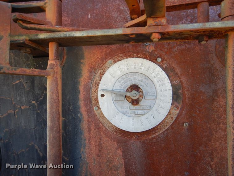 image for item DL0625 1966 Ford CB  oil distributor truck