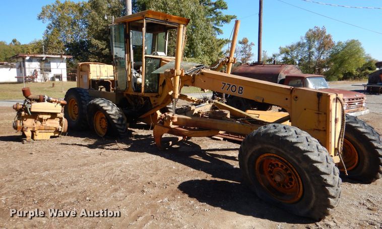 image for item DL0626 John Deere 770B  motor grader
