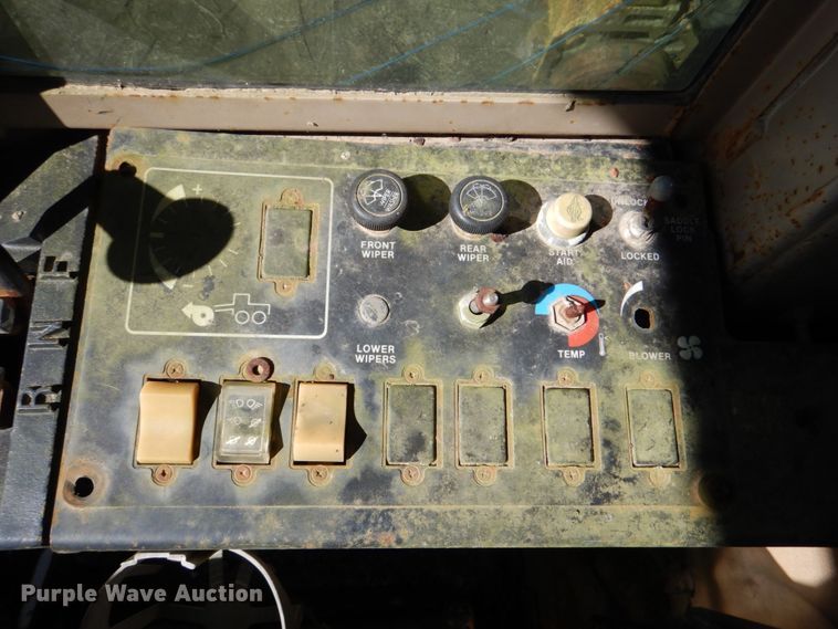 image for item DL0626 John Deere 770B  motor grader