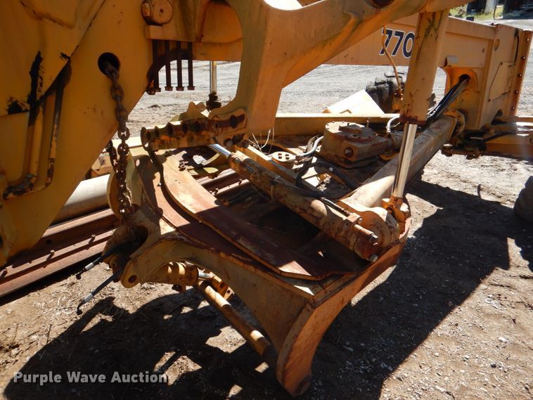 image for item DL0626 John Deere 770B  motor grader