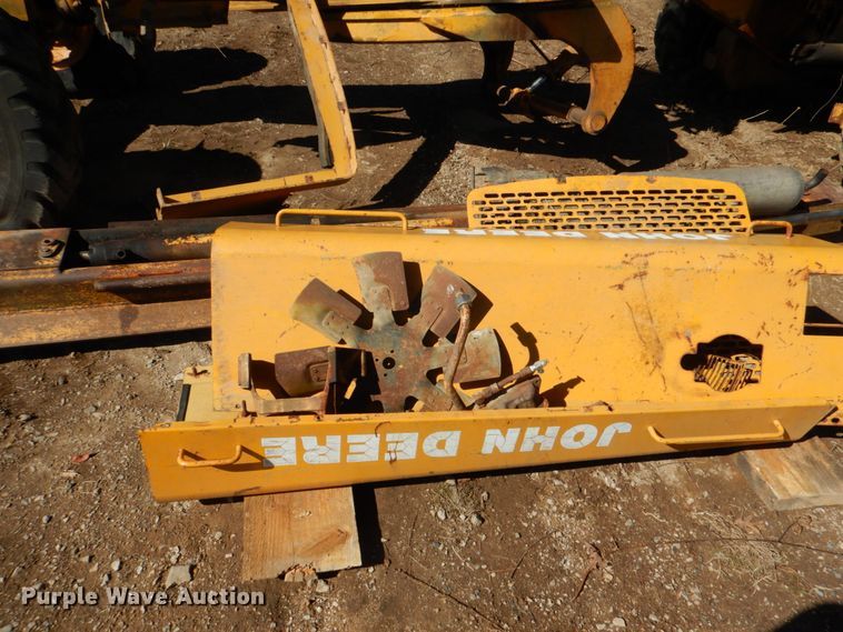 image for item DL0626 John Deere 770B  motor grader