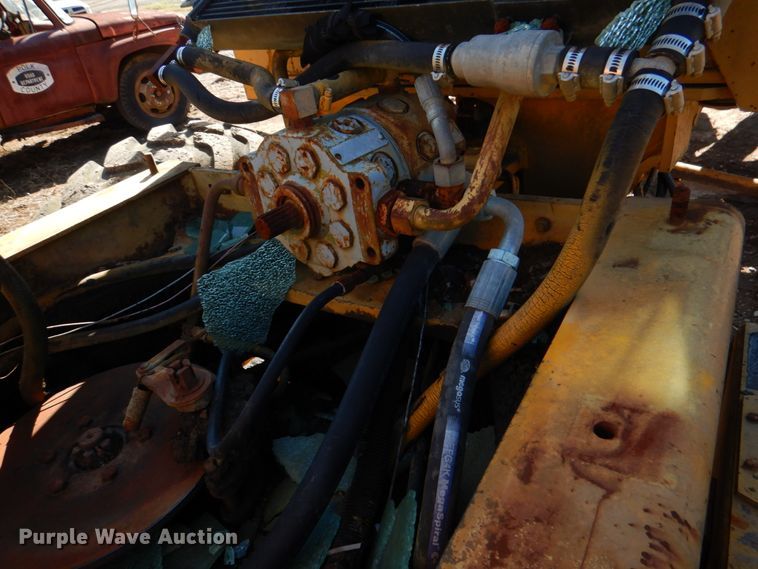 image for item DL0626 John Deere 770B  motor grader