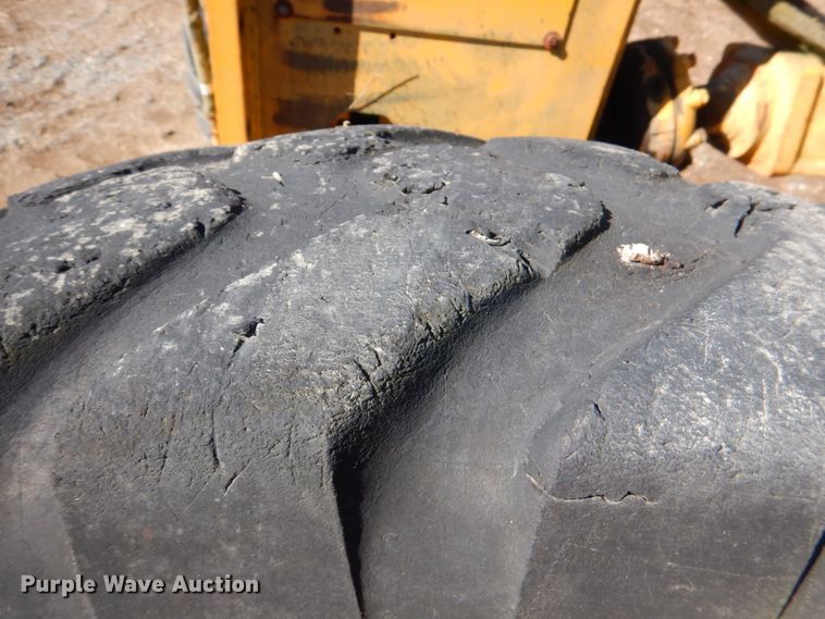 image for item DL0626 John Deere 770B  motor grader