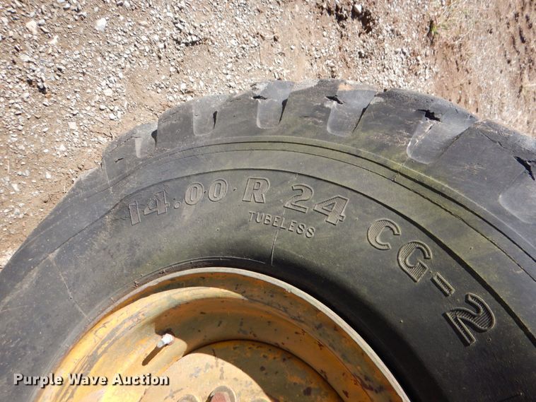 image for item DL0626 John Deere 770B  motor grader