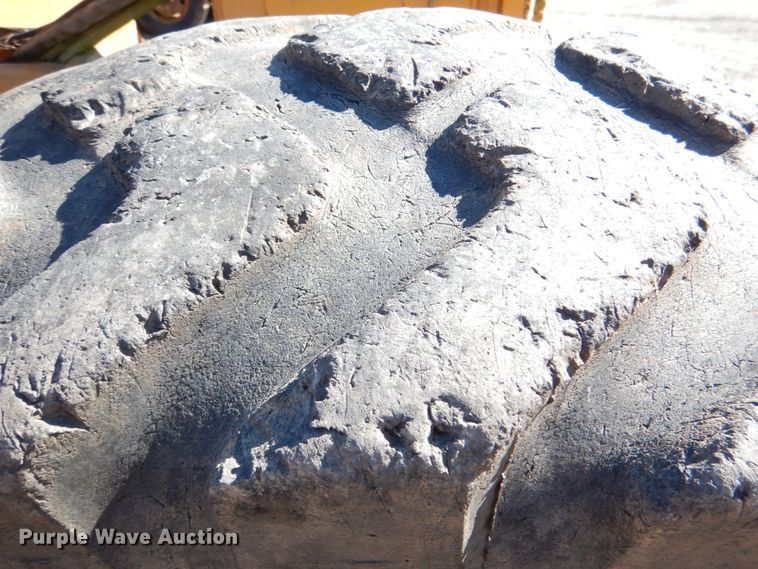 image for item DL0626 John Deere 770B  motor grader