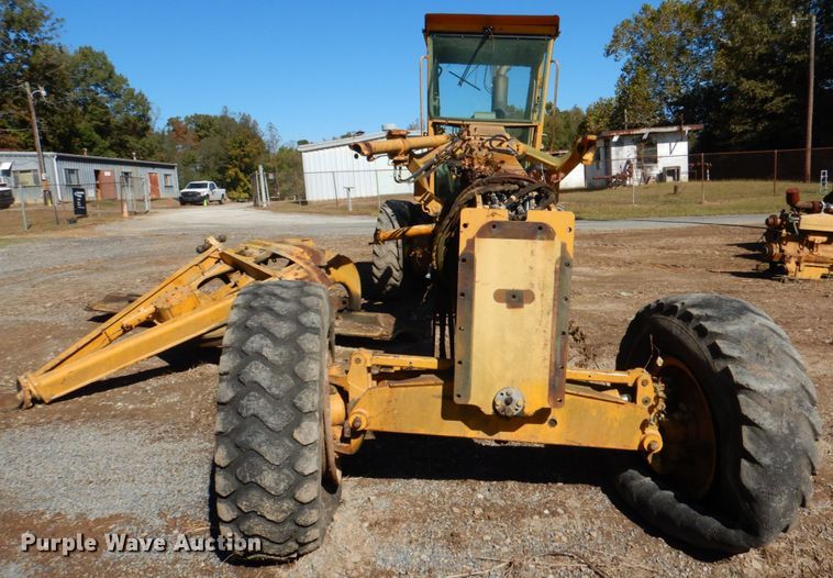 image for item DL0627 1991 John Deere 770BH  motor grader