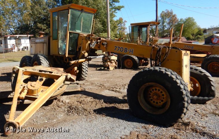 image for item DL0627 1991 John Deere 770BH  motor grader