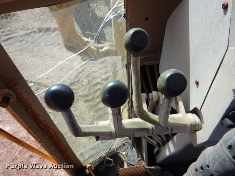 image for item DL0627 1991 John Deere 770BH  motor grader