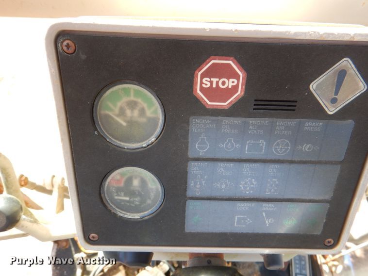 image for item DL0627 1991 John Deere 770BH  motor grader