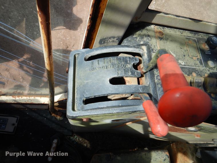 image for item DL0627 1991 John Deere 770BH  motor grader