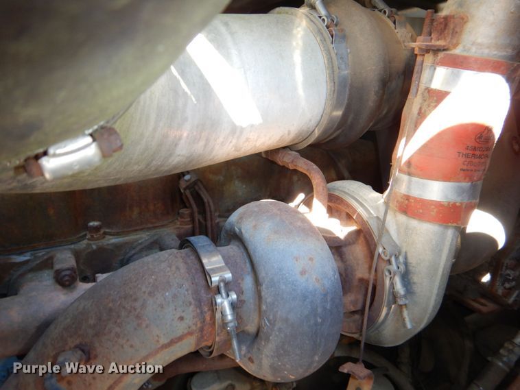 image for item DL0628 1982 Mack Econodyne  semi truck