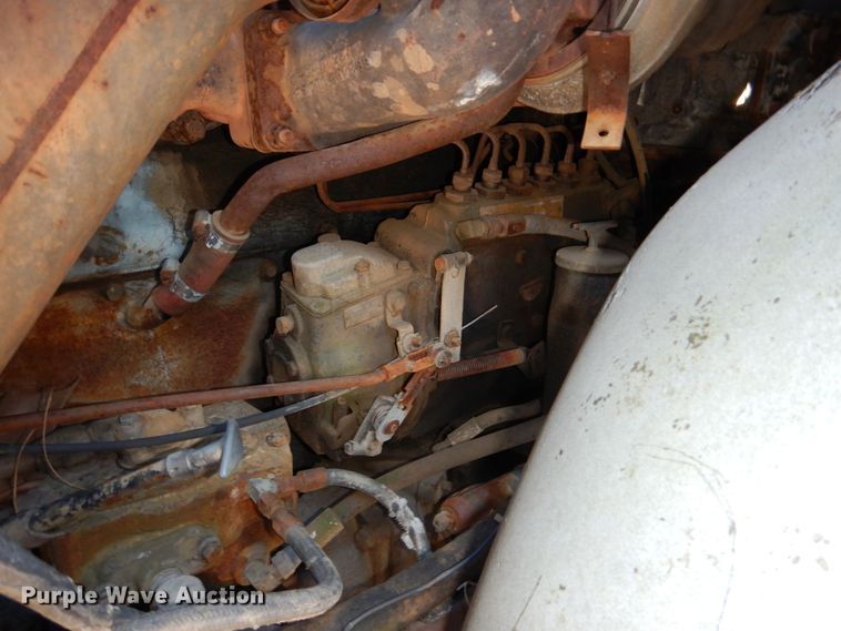 image for item DL0628 1982 Mack Econodyne  semi truck