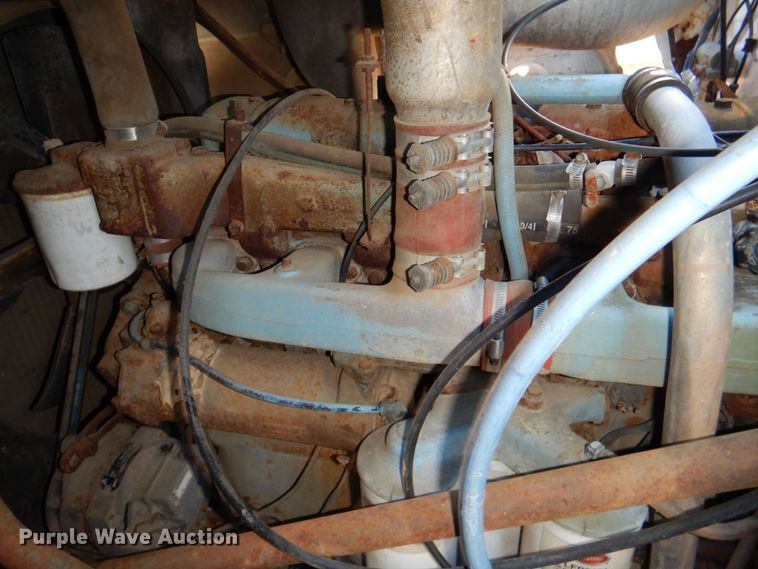 image for item DL0628 1982 Mack Econodyne  semi truck