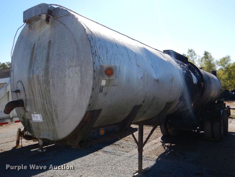 image for item DL0629 1960 Butler MFG  tank trailer