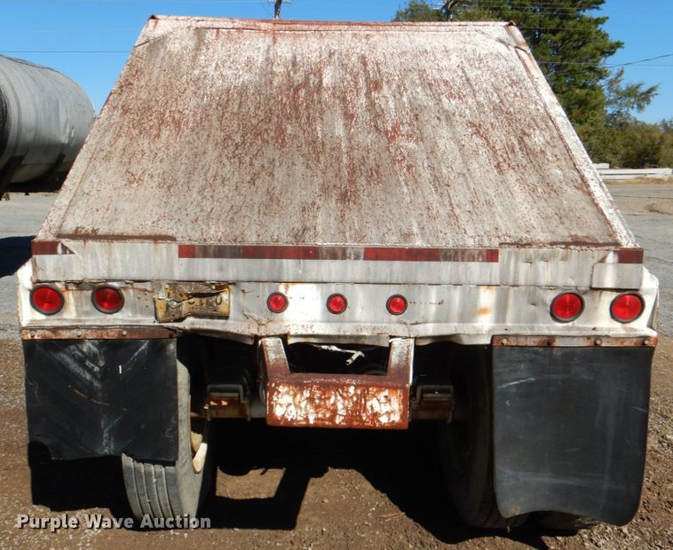 image for item DL0630 1981 Ranch Manufacturing Co  bottom dump trailer