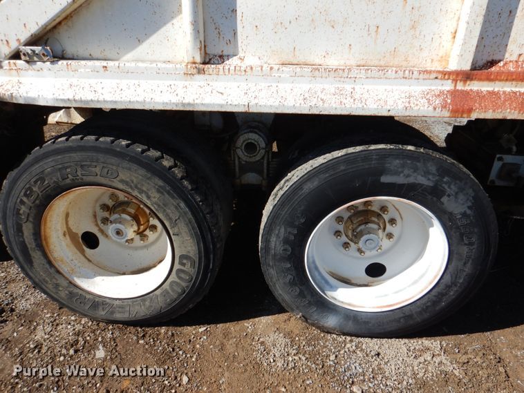 image for item DL0630 1981 Ranch Manufacturing Co  bottom dump trailer