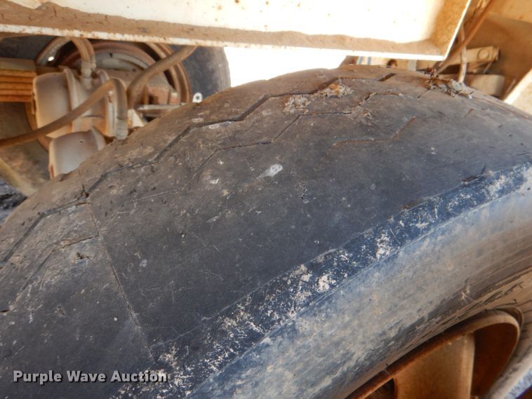 image for item DL0630 1981 Ranch Manufacturing Co  bottom dump trailer