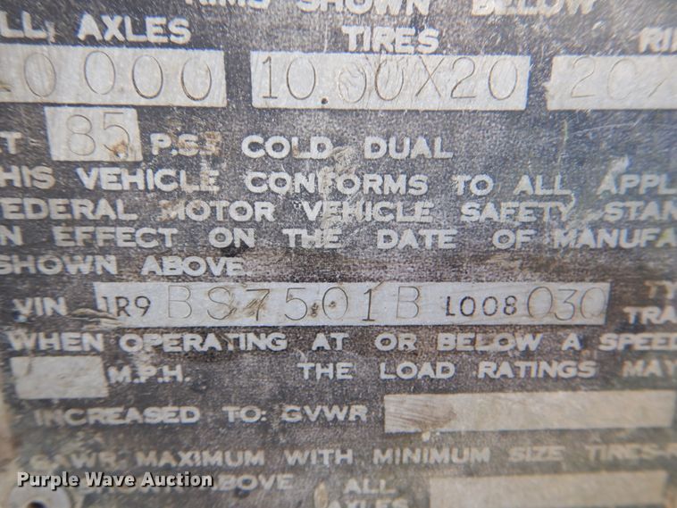 image for item DL0630 1981 Ranch Manufacturing Co  bottom dump trailer