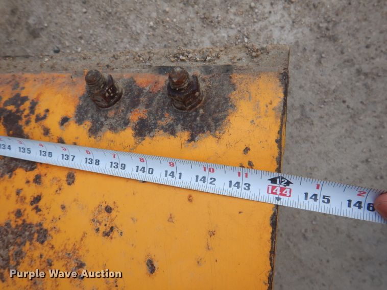 image for item DL5766 1986 Oshkosh P-2526-1  dump truck