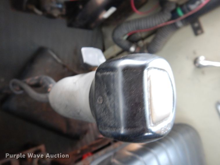 image for item DL5766 1986 Oshkosh P-2526-1  dump truck