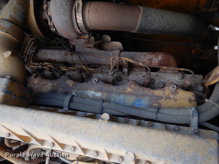 image for item DL5766 1986 Oshkosh P-2526-1  dump truck