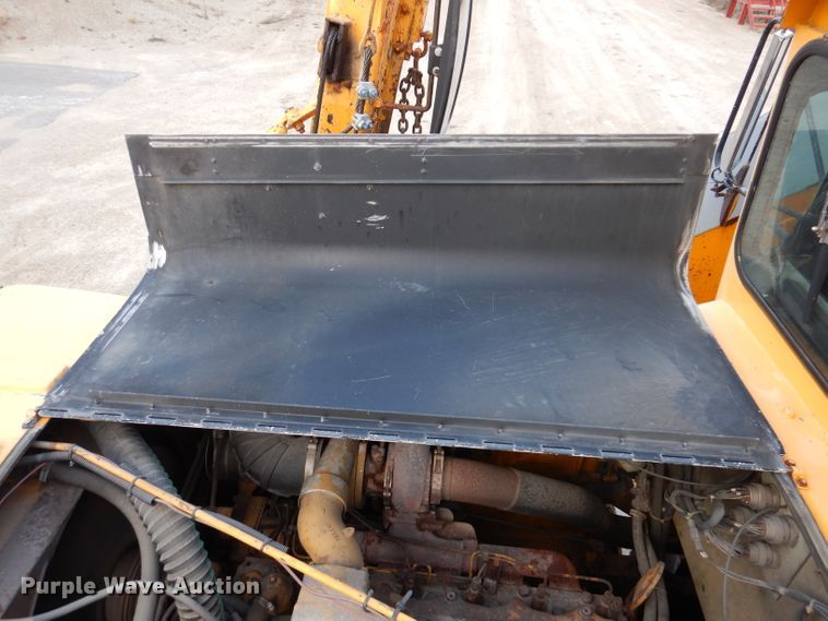 image for item DL5766 1986 Oshkosh P-2526-1  dump truck