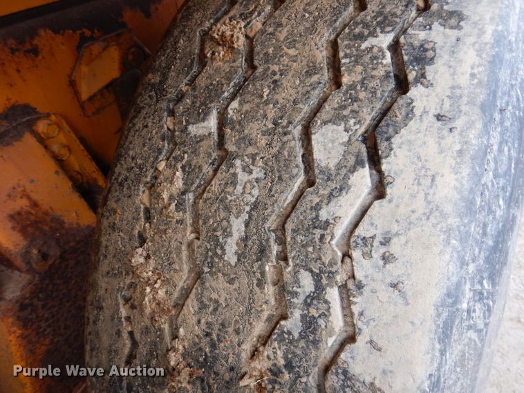 image for item DL5766 1986 Oshkosh P-2526-1  dump truck