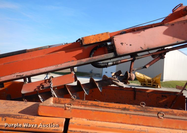 image for item DL5767 1986 Ford L8000  pressure digger truck