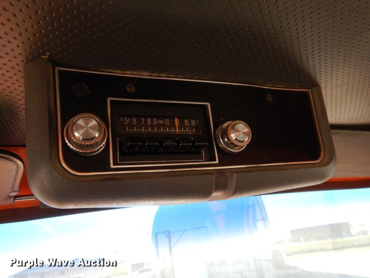 image for item DL5767 1986 Ford L8000  pressure digger truck