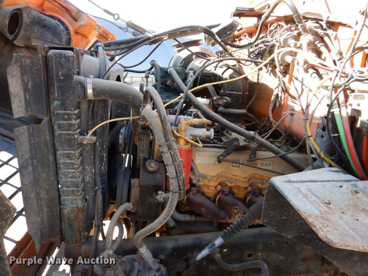 image for item DL5767 1986 Ford L8000  pressure digger truck