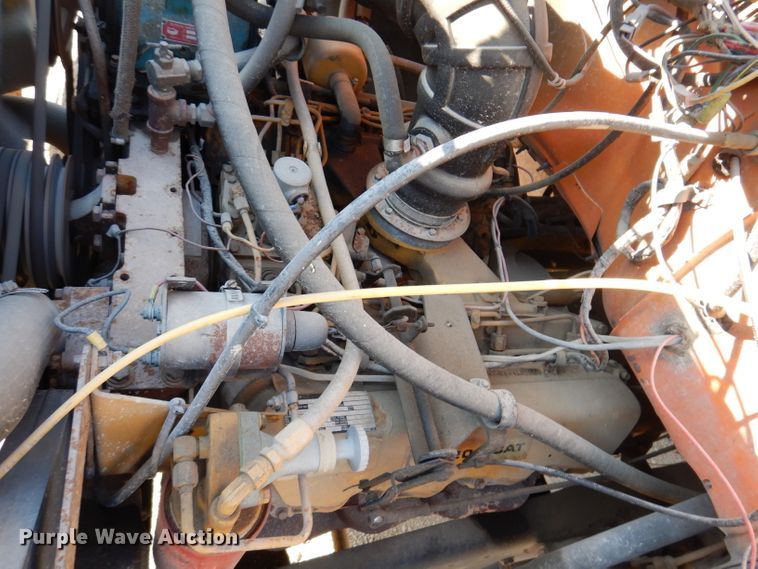 image for item DL5767 1986 Ford L8000  pressure digger truck