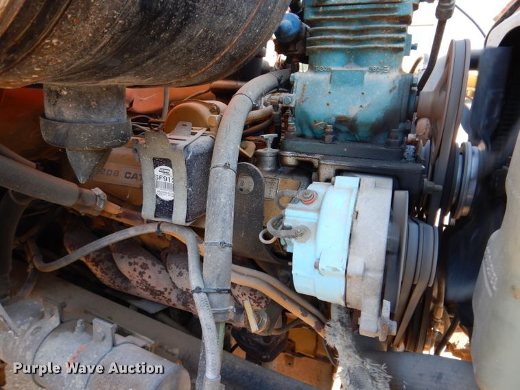 image for item DL5767 1986 Ford L8000  pressure digger truck