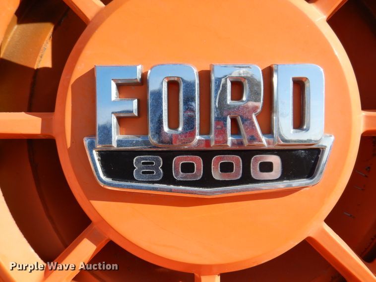 image for item DL5767 1986 Ford L8000  pressure digger truck