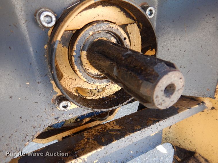 image for item DL5768 1997 New Holland 6635  tractor