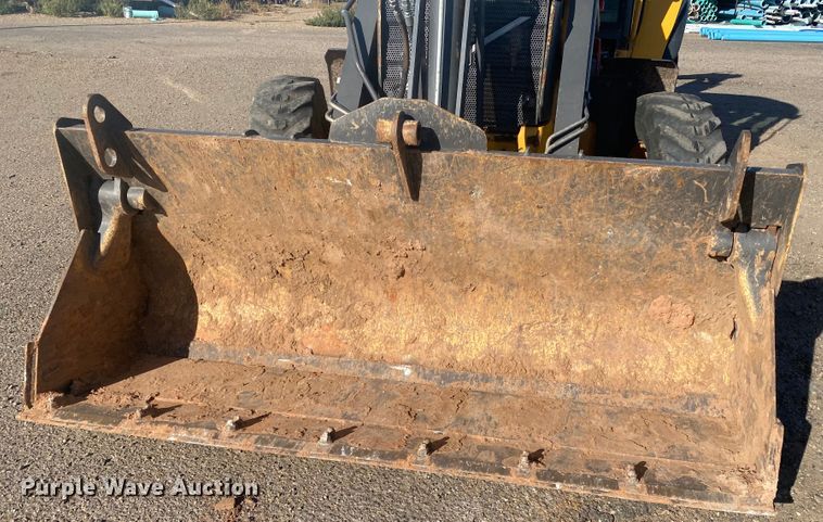 image for item DL5984 Volvo BL70B  backhoe