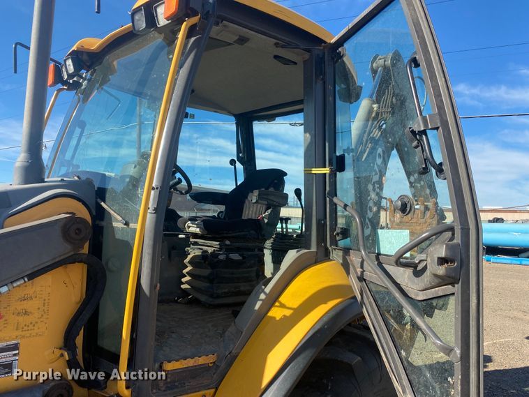 image for item DL5984 Volvo BL70B  backhoe