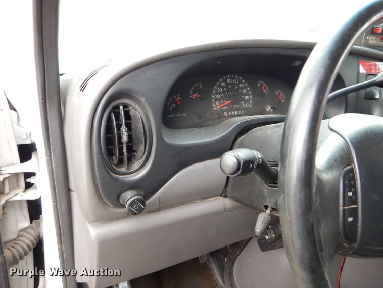 image for item DM0729 1998 Ford Econoline E450  ambulance