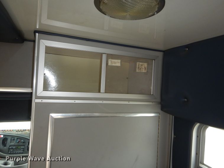 image for item DM0729 1998 Ford Econoline E450  ambulance