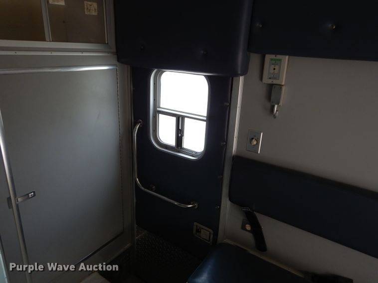 image for item DM0729 1998 Ford Econoline E450  ambulance