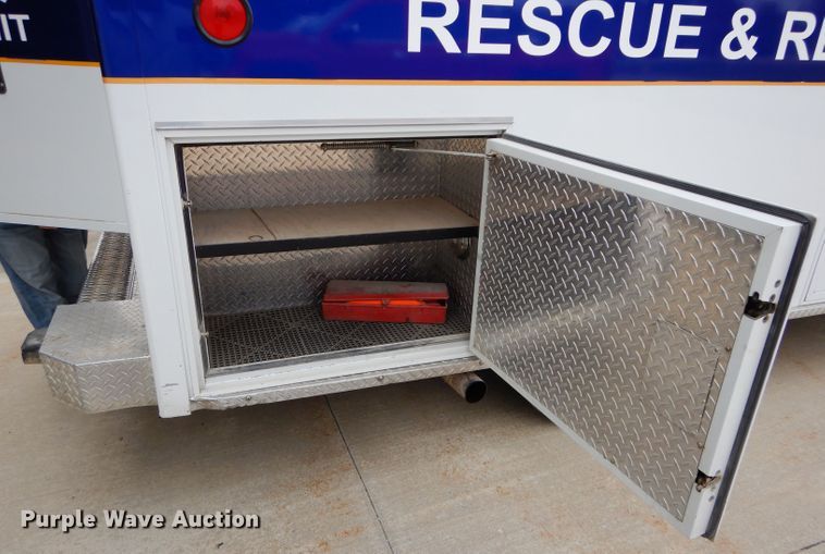 image for item DM0729 1998 Ford Econoline E450  ambulance