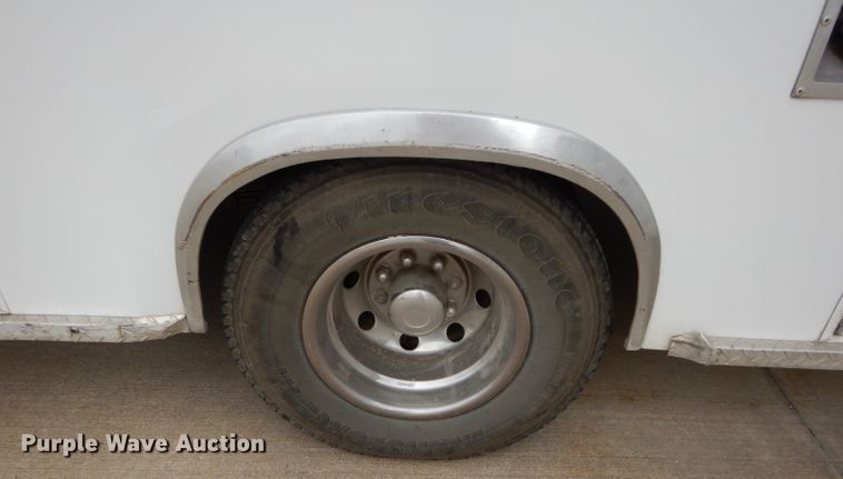 image for item DM0729 1998 Ford Econoline E450  ambulance