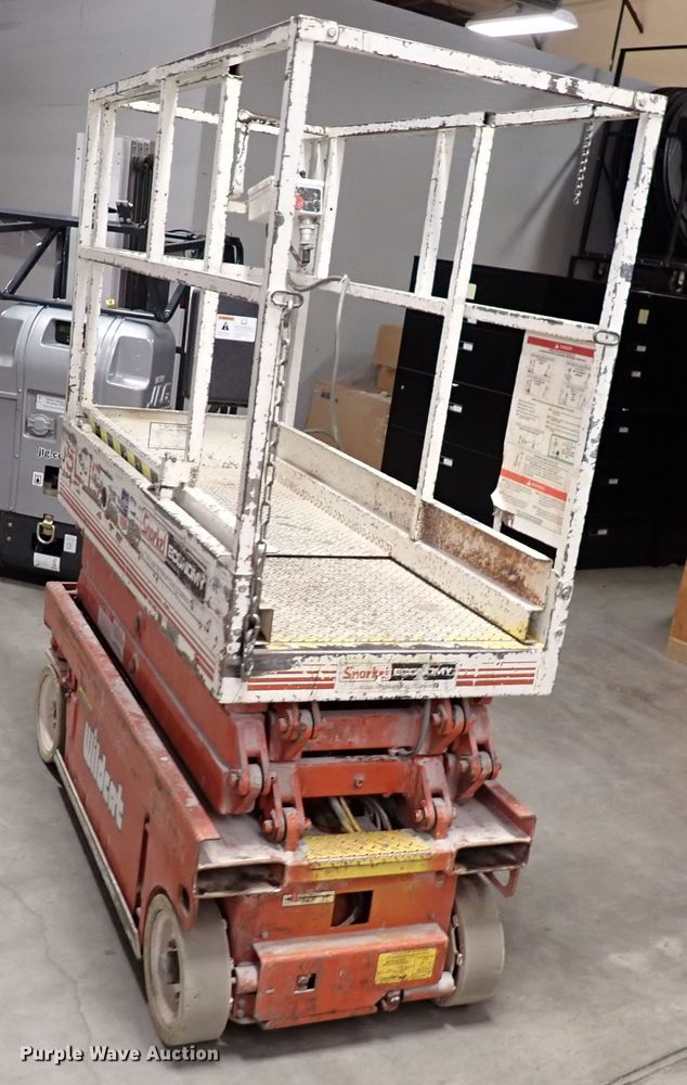 image for item IB9181 Snorkel SL-15  scissor lift