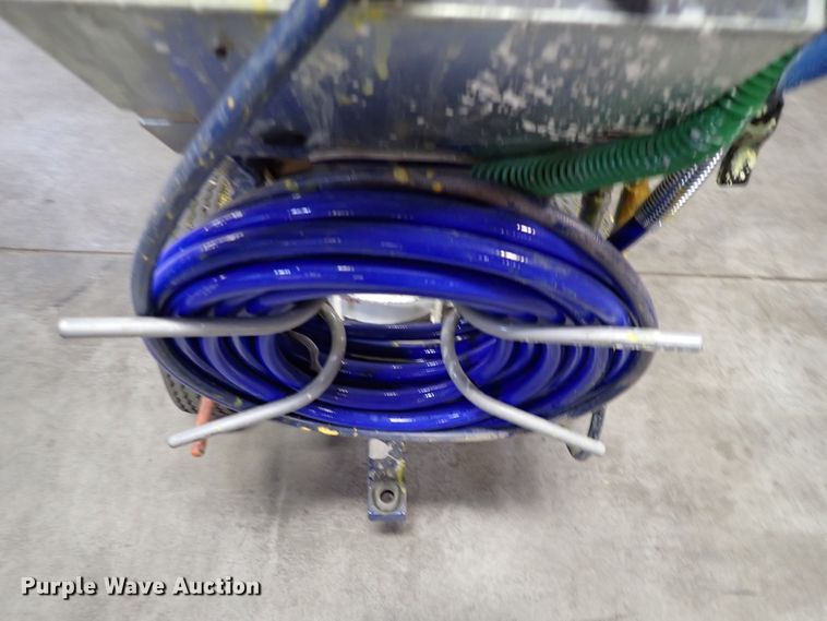 image for item IB9186 Graco EZ Bead paint striper