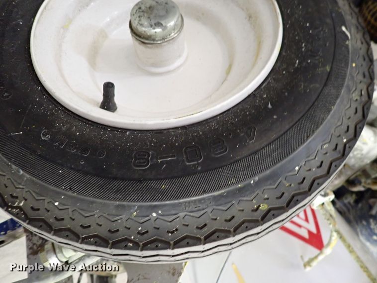 image for item IB9186 Graco EZ Bead paint striper