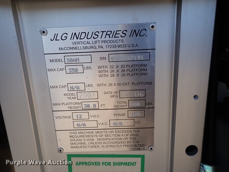 image for item IB9202 2007 JLG 30AM  vertical lift