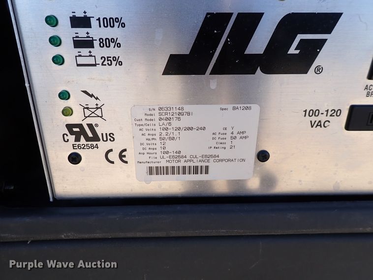 image for item IB9202 2007 JLG 30AM  vertical lift