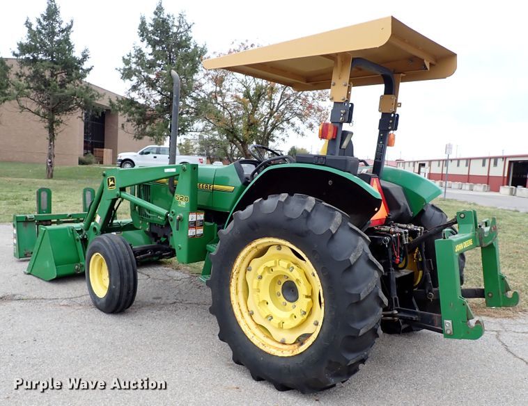 image for item IC9639 1996 John Deere 5300  tractor