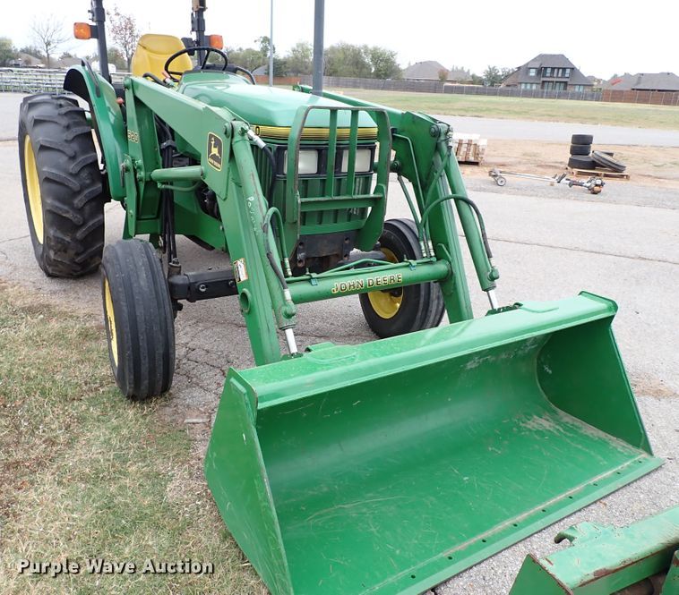 image for item IC9639 1996 John Deere 5300  tractor