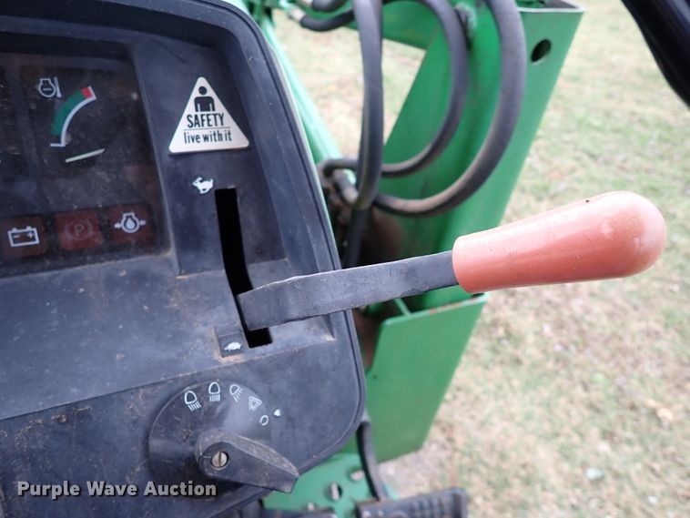 image for item IC9639 1996 John Deere 5300  tractor