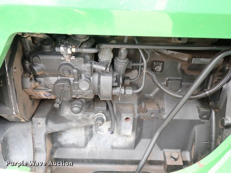 image for item IC9639 1996 John Deere 5300  tractor